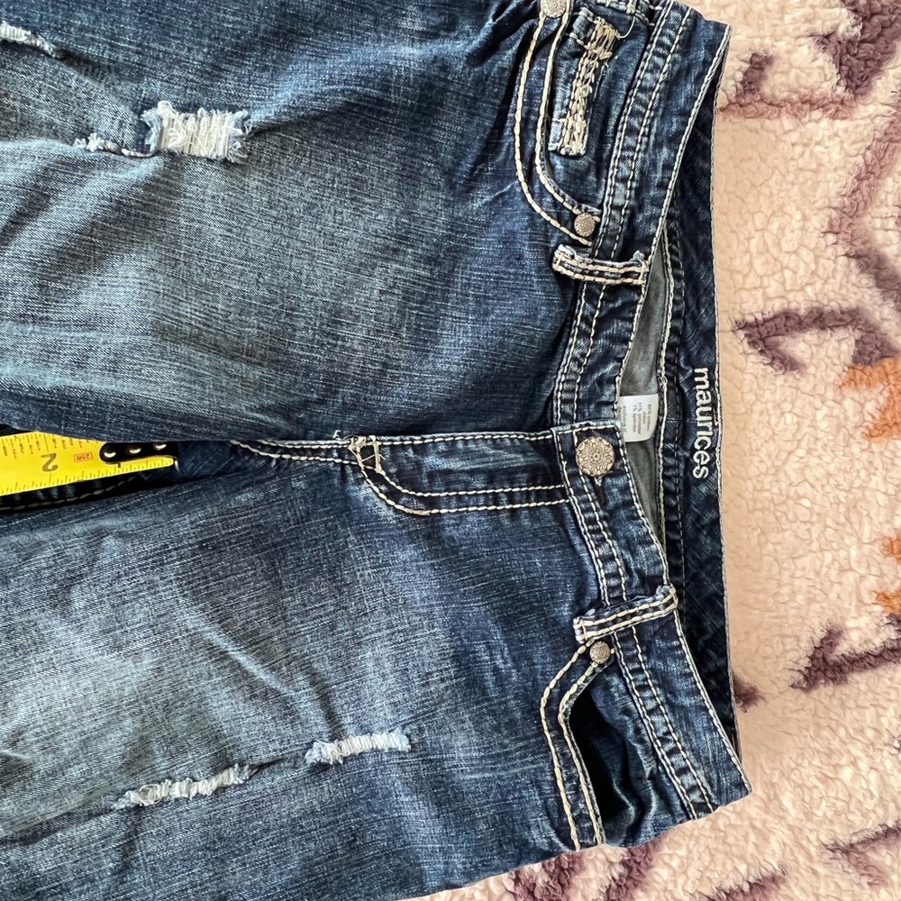 Maurice’s distress jeans. Excellent condition. - Picture 2 of 4
